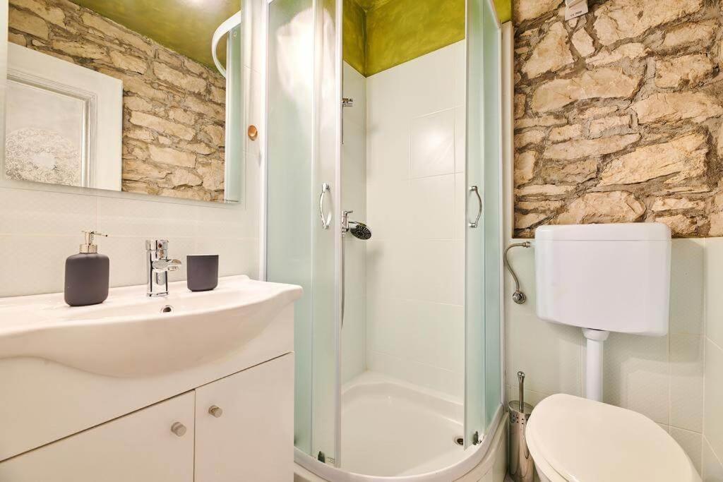 Rooms Konoba Pjero Buje Dış mekan fotoğraf